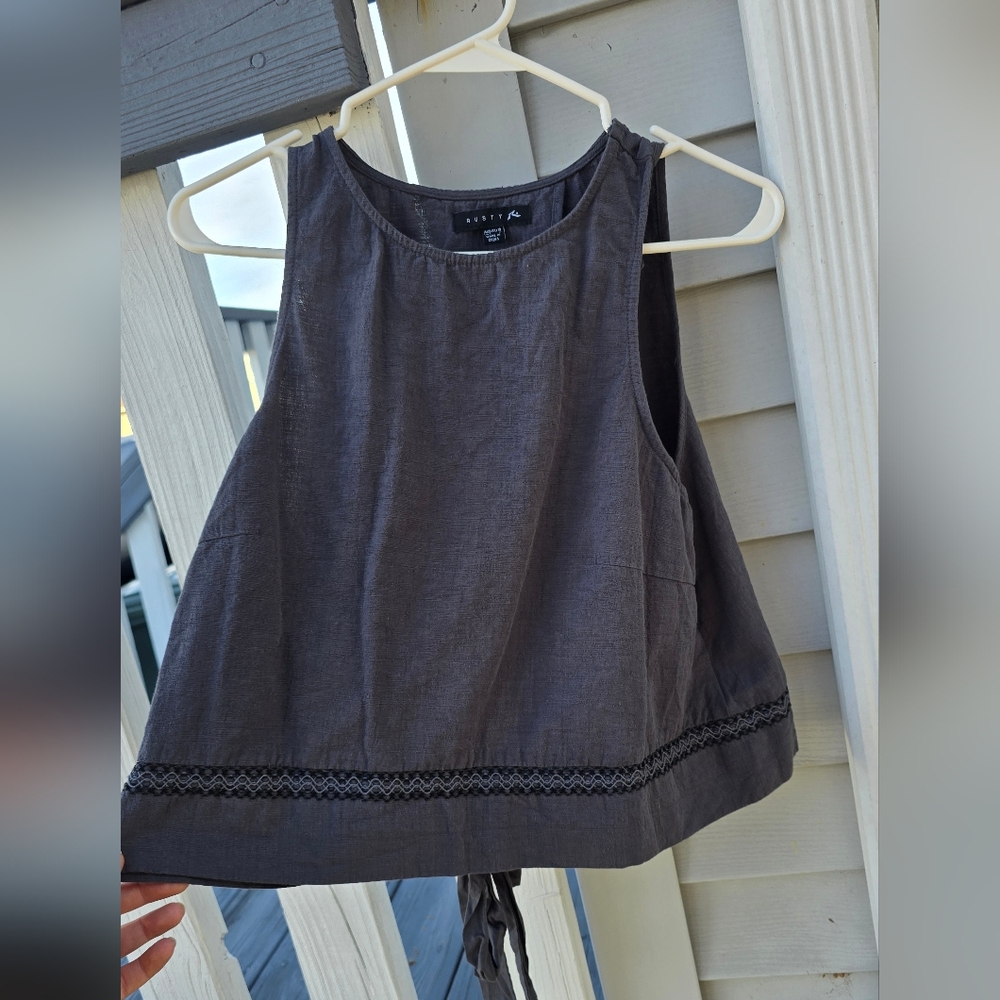 Rusty Gray Tank Top - Picture 2 of 10